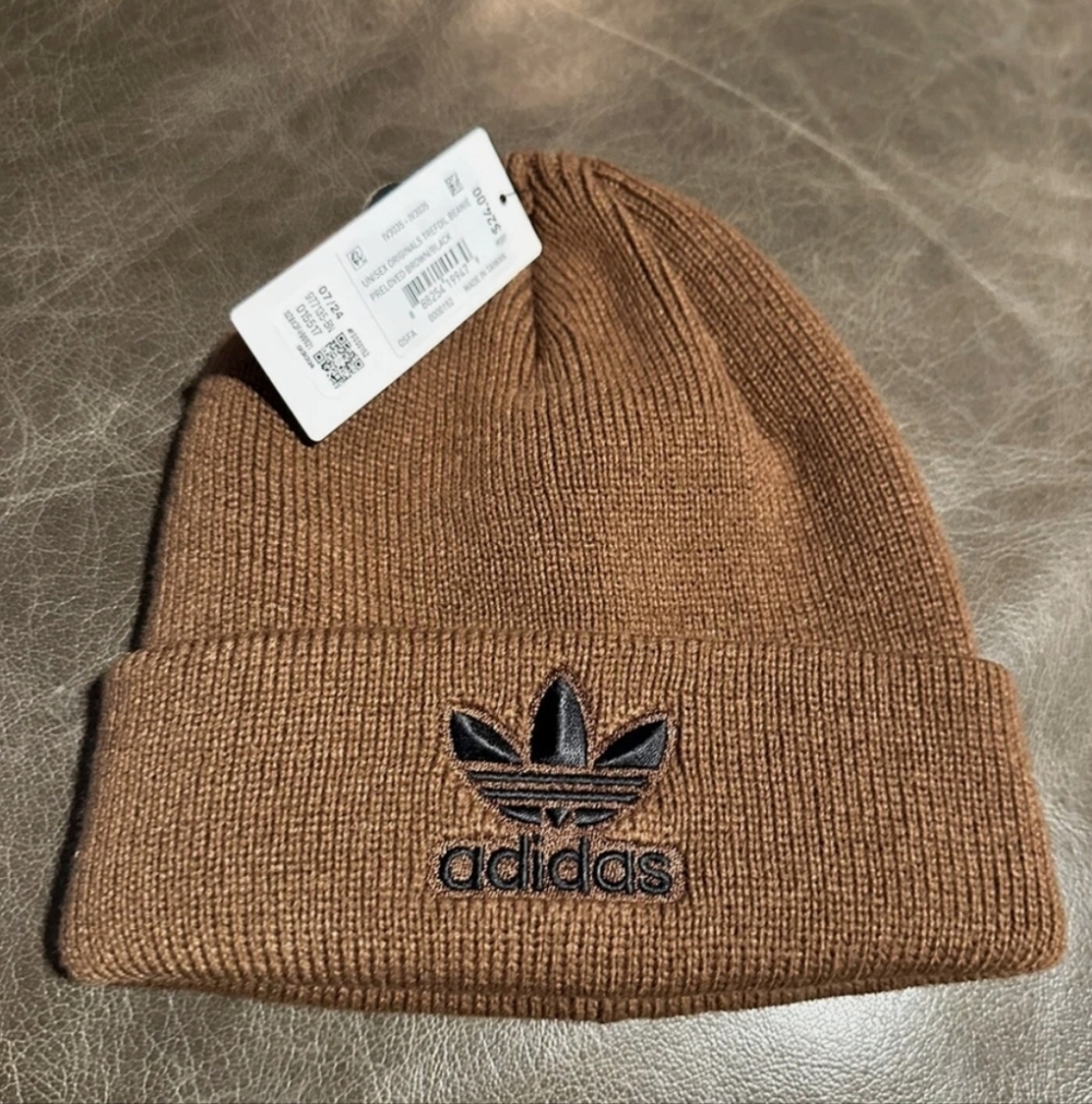 NWT Unisex Adidas Preloved Brown/Black Trefoil  Beanie - Picture 4 of 8